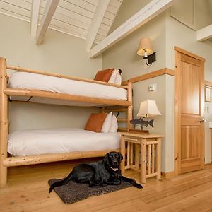 Classic Quadruple Room
